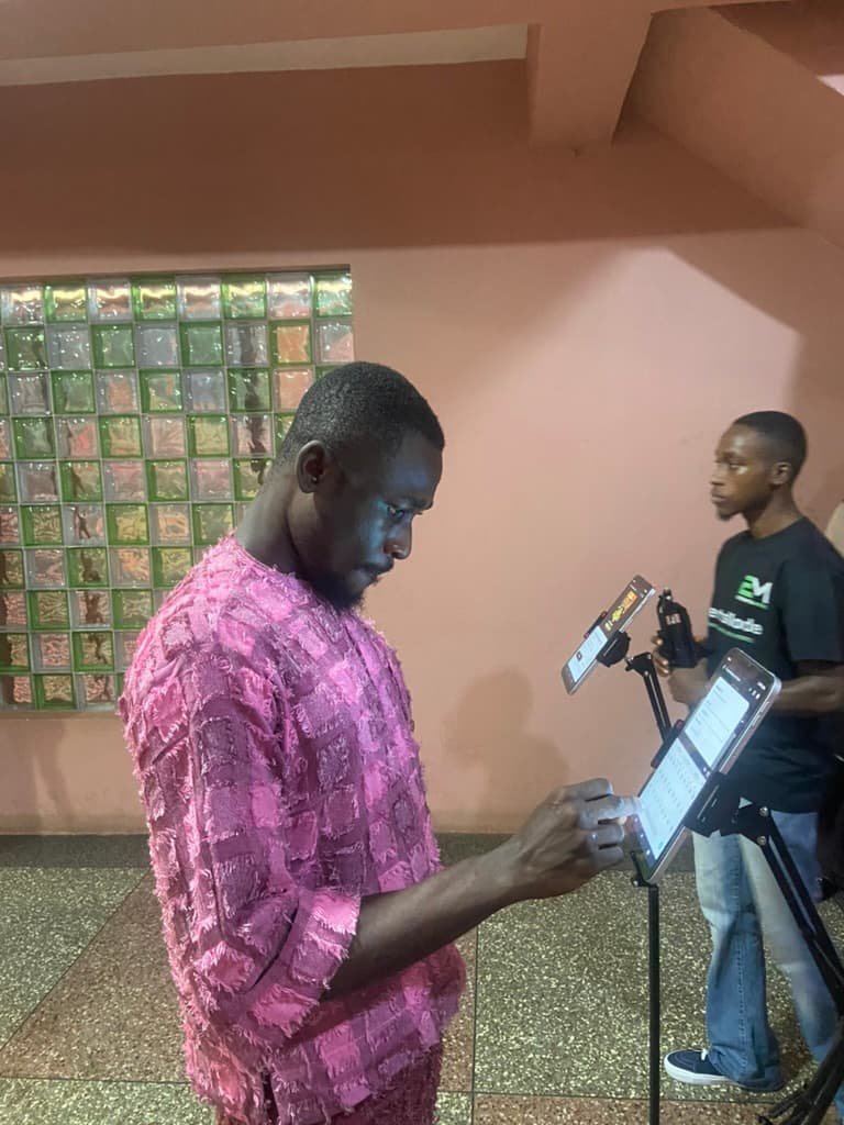 An attendee completing registration